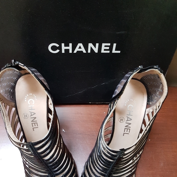 CHANEL caged heels - Picture 2 of 8